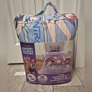 Netflix K-Pop Demon Hunters Reversible 2 Piece Twin/Full Size Comforter Set